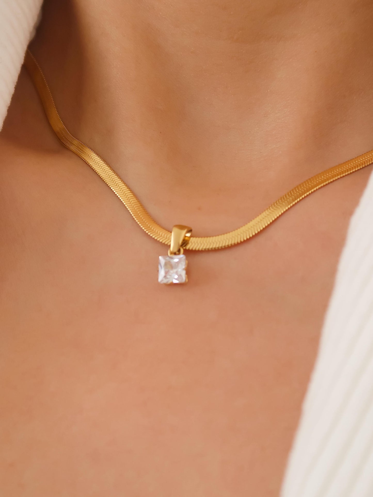 Ana Necklace