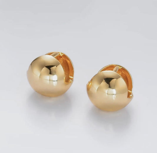 Chloe Huggie Earrings